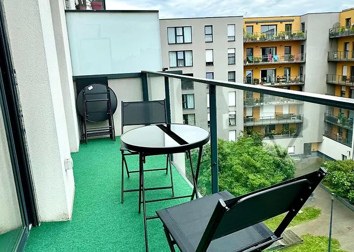 Apartment Romarin-gares